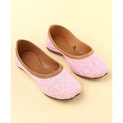 Cute Walk by Babyhug Slip On Embroidered Mojaris - Pink