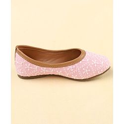 Cute Walk by Babyhug Slip On Embroidered Mojaris - Pink