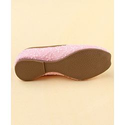 Cute Walk by Babyhug Slip On Embroidered Mojaris - Pink