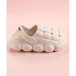 Cute Walk by Babyhug Slip On Clogs Cube Design - Pink