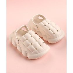 Cute Walk by Babyhug Slip On Clogs Cube Design - Pink