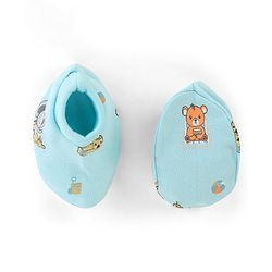 Babyhug 100% Cotton Interlock Castle Print Cap Mittens And Booties  Blue - Diameter 11cm