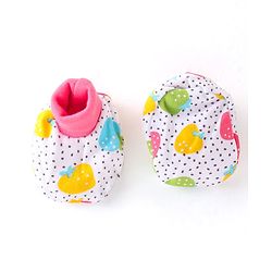 Babyhug 100% Cotton Interlock Knit Cap Mitten & Booties Strawberry Print - Pink & White