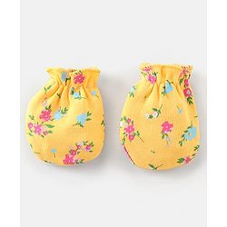 Babyhug 100% Cotton Knit Floral Printed Mittens Pack Of 3 - Multicolour