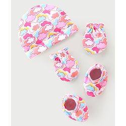 Babyhug 100% Cotton Cap Mittens And Booties With Cloud Print Pink - Diameter 9.5 cm