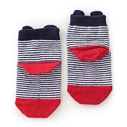 Cute Walk by Babyhug Cotton Blend Non Terry Ankle Length Socks Heart Design - Red