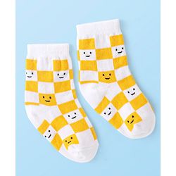 Cute Walk By Babyhug Non Terry Anti Bacterial Ankle Length Socks Smile Design Pack Of 3 - White & Yellow