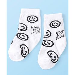 Cute Walk By Babyhug Non Terry Anti Bacterial Ankle Length Socks With Smile Design Pack Of 3 - White & Black