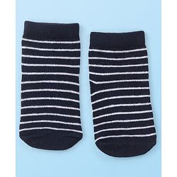 Cute Walk by Babyhug Cotton Knit Anti-Bacterial Ankle Length Dalmatians & Paw Design Socks Pack of 3 - Multicolour