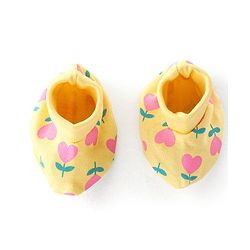 Babyhug 100% Cotton Cap Mittens & Booties Set With Floral Print Yellow - Diameter 9.5 cm