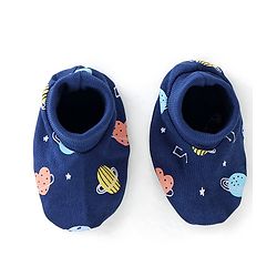 Babyhug 100% Cotton Interlock Knit Cap Mittens & Booties Set with Space Print - Navy Blue
