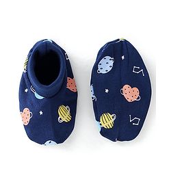 Babyhug 100% Cotton Interlock Knit Cap Mittens & Booties Set with Space Print - Navy Blue