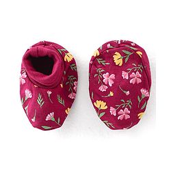 Babyhug 100% Cotton Knit Cap Mittens & Booties Set with Floral Print - Red