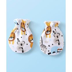 Babyhug 100% Cotton Knit Cap Mittens & Booties Set with Lion Print - White