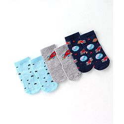 Cute Walk By Babyhug Cotton Knit Anti Bacterial Ankle Length Socks Star Design Pack Of 3 - Multicolour