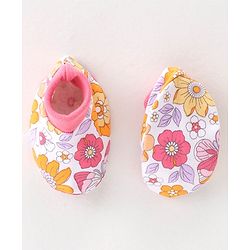 Babyhug 100% Cotton Interlock Knit Cap Mittens & Booties Set with Floral Print - Pink & White