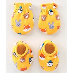 Babyhug 100% Cotton Knit Mittens & Booties Animal Print - Yellow
