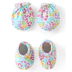 Babyhug 100% Cotton Knit Printed Mittens & Booties - Multicolor