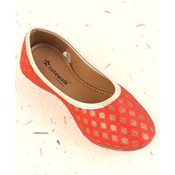 Cute Walk by Babyhug Foil Print Mojaris - Red