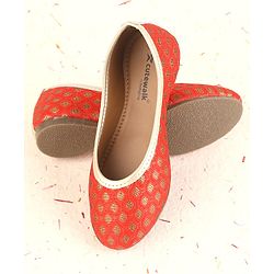 Cute Walk by Babyhug Foil Print Mojaris - Red