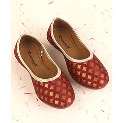 Cute Walk by Babyhug Foil Print Mojaris - Maroon