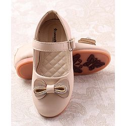 Cute Walk by Babyhug Bellies & Peep Toes Female White 26