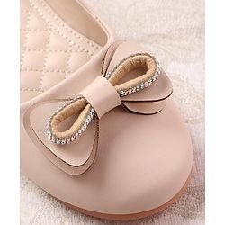 Cute Walk by Babyhug Bellies & Peep Toes Female White 26