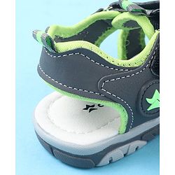 Cute Walk by Babyhug Velcro Closure Casual Sandals - Green