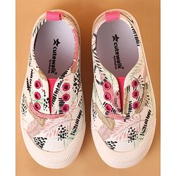 Cute Walk by Babyhug Slip On Style Casual Shoes Leaf Print - White