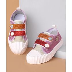 Cute Walk by Babyhug Casual Shoes Floral Patch - Purple