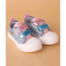 Cute Walk by Babyhug Casual Shoes Floral Patch - Purple