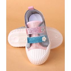 Cute Walk by Babyhug Casual Shoes Floral Patch - Purple