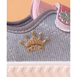 Cute Walk by Babyhug Casual Shoes Floral Patch - Purple