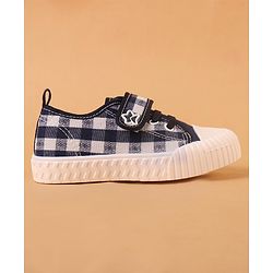 Cute Walk by Babyhug Checked Casual Shoes with Velcro Closure - Navy