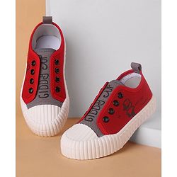 Cute Walk by Babyhug Slip On Style Canvas Casual Shoes - Red