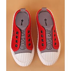 Cute Walk by Babyhug Slip On Style Canvas Casual Shoes - Red