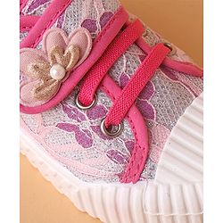 Cute Walk by Babyhug Casual Shoes Floral Applique - Pink