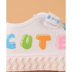 Cute Walk by Babyhug Velcro Closure Casual Shoes with Cute Print - White