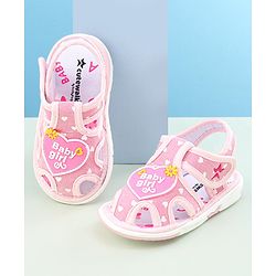 Cute Walk by Babyhug Velcro Closure Sandals Heart Patch - Pink
