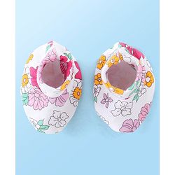 Babyhug 100% Cotton Knit Cap Mittens & Booties With Floral Print White - Diameter 10 cm