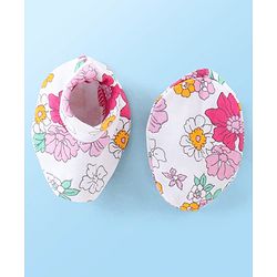 Babyhug 100% Cotton Knit Cap Mittens & Booties With Floral Print White - Diameter 10 cm