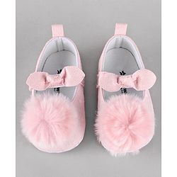 Cute Walk by Babyhug Booties Pom Pom Detail - Pink