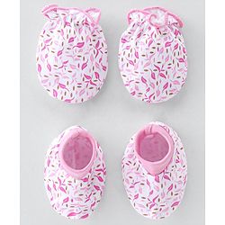 Babyhug 100% Cotton Knit Mittens & Booties Set Leaf Print- Pink & White