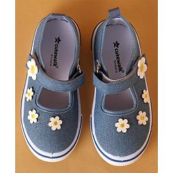 Cute Walk by Babyhug Velcro Closure Casual Shoes With Floral Applique - Blue