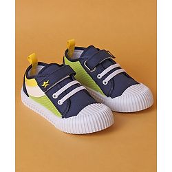 Cute Walk by Babyhug Casual Shoes with Velcro Closure and Star Design- Blue