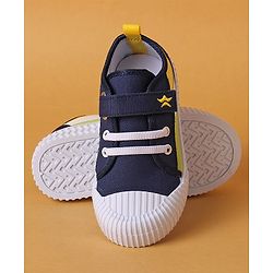 Cute Walk by Babyhug Casual Shoes with Velcro Closure and Star Design- Blue