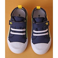 Cute Walk by Babyhug Casual Shoes with Velcro Closure and Star Design- Blue