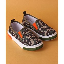 Cute Walk by Babyhug Slip On Casual Shoes Camo Print - Green
