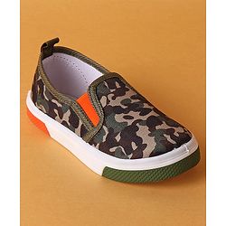 Cute Walk by Babyhug Slip On Casual Shoes Camo Print - Green