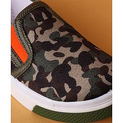 Cute Walk by Babyhug Slip On Casual Shoes Camo Print - Green